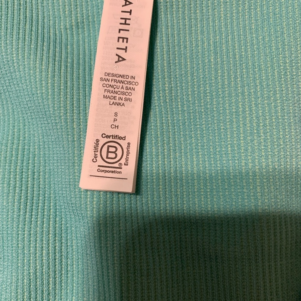 Athleta Blue and Green Patterned Crop Tank - Picture 5 of 5